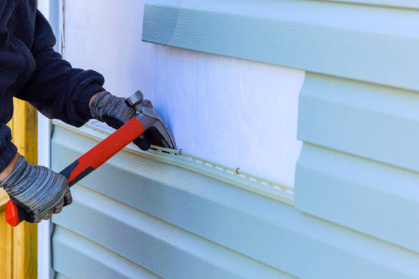 Reliable Emergency Siding Repair contractor in Ottsville, PA by Squared Siding